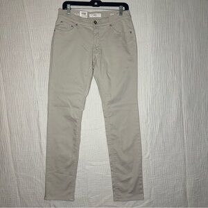 BRAX Pants Mens 31x32 Chuck HI-FLEX JERSEY Performance Sand Ivory Stretch